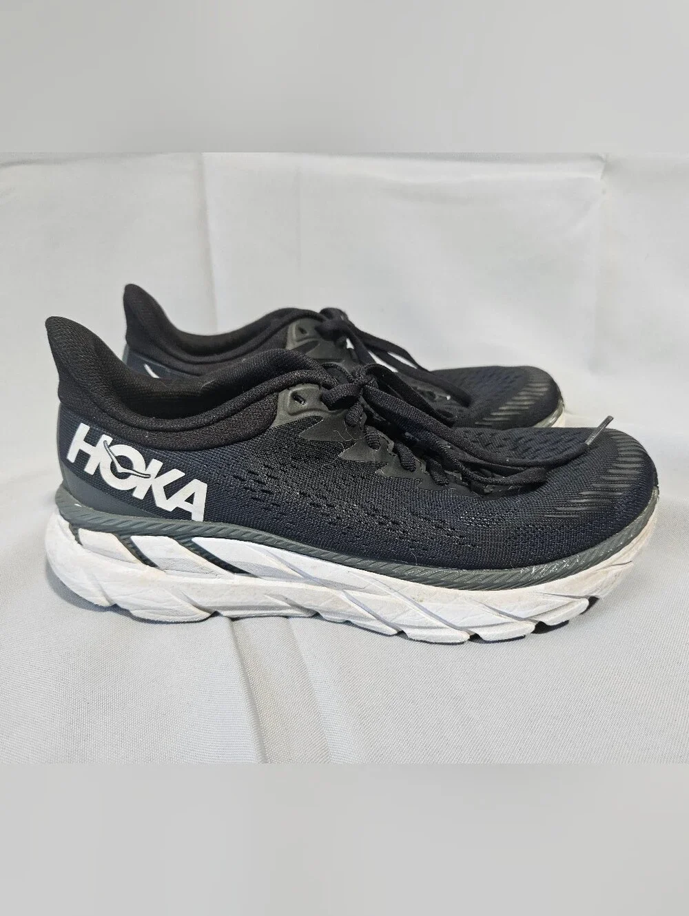 Hoka One One Shoes Black Size 7.5 Clifton 7 1110509 BWHT Running Sneakers